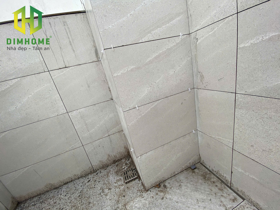 Thi công xây dựng nhà phố 1 trệt 1 lửng 2 lầu tum sân thượng nhà anh Tuấn Quận 3
