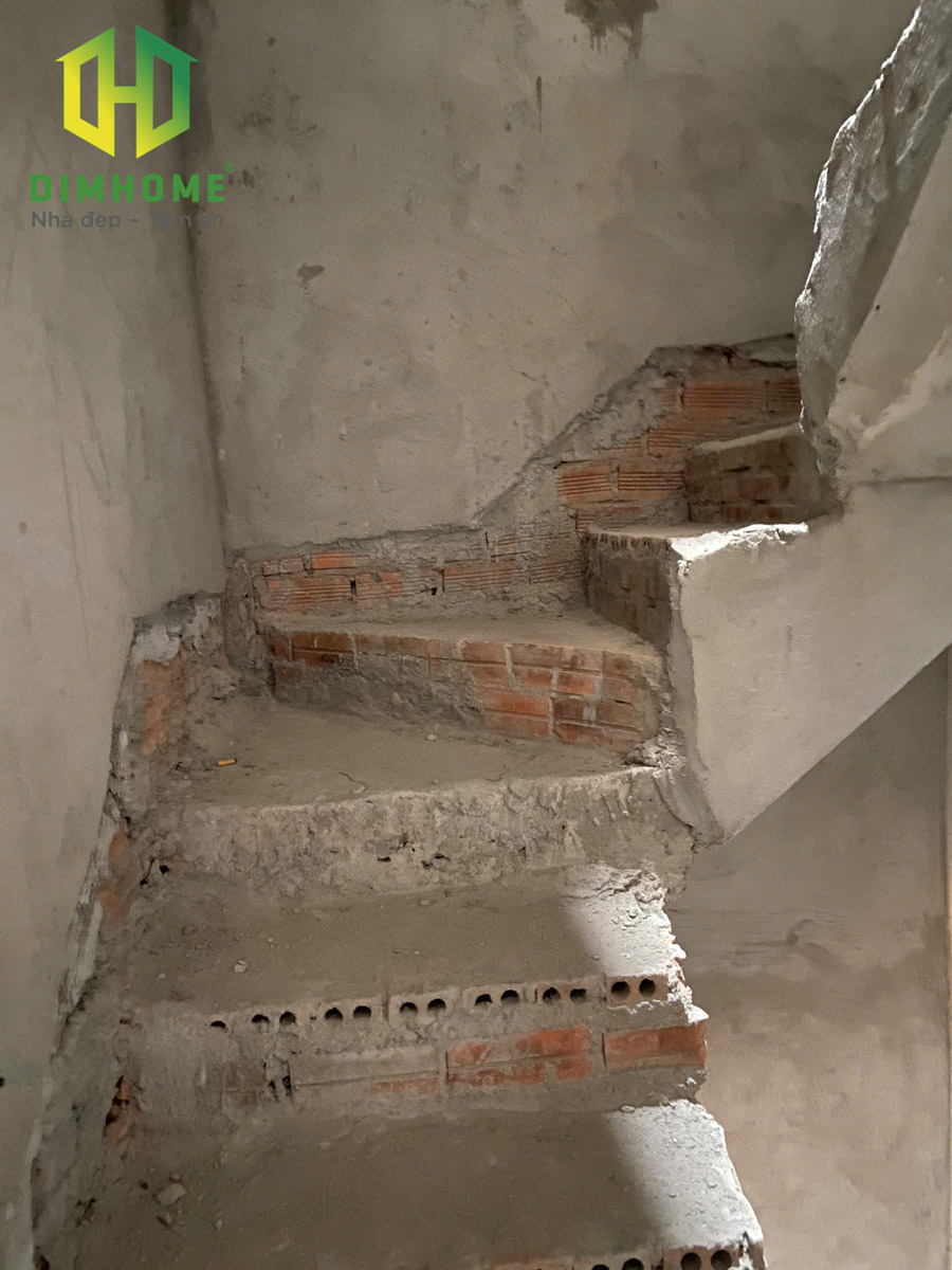 Thi công xây dựng nhà phố 1 trệt 1 lửng 2 lầu tum sân thượng nhà anh Tuấn Quận 3